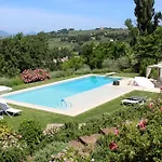 Amazing Villa *